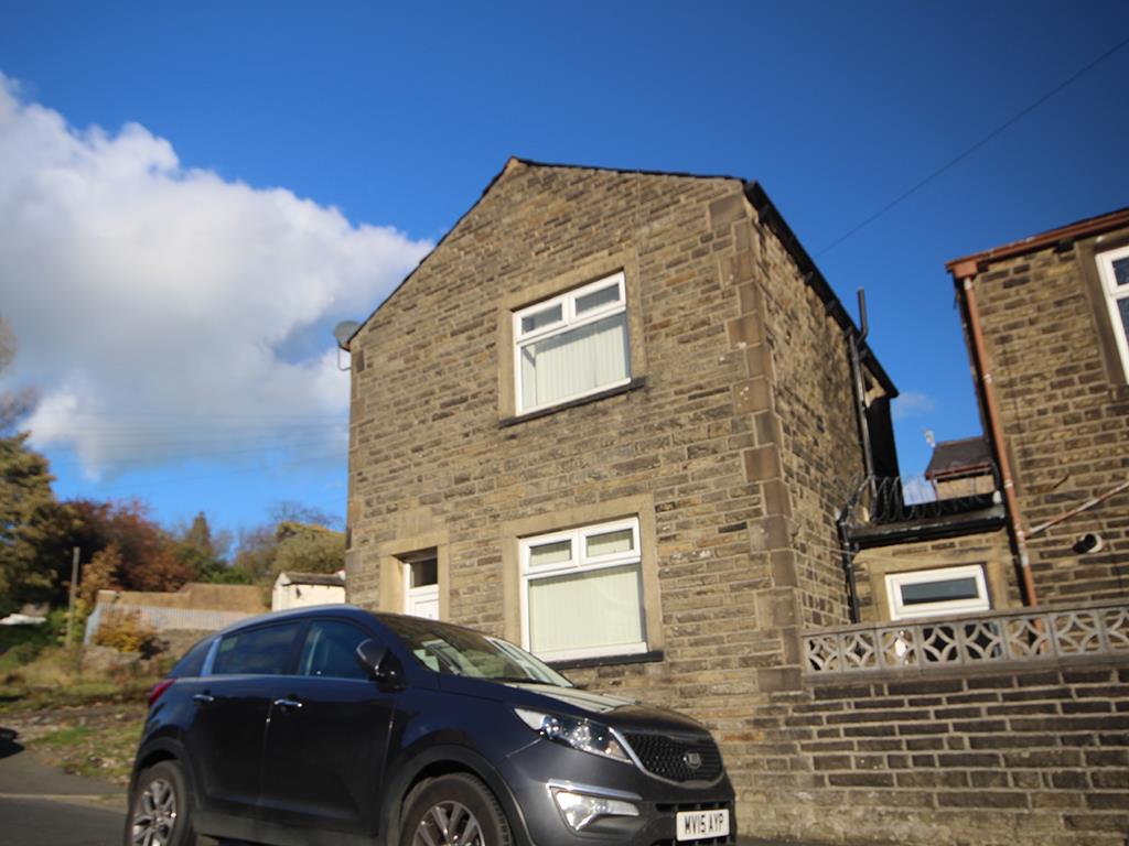 2 bedroom end terrace house SSTC in Colne - IMG_0069.jpg